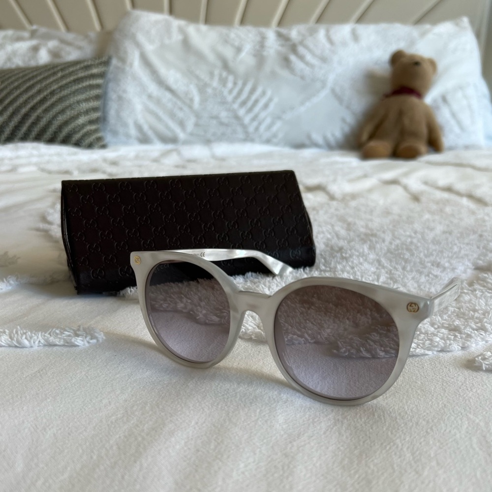 Gorgeous Gucci Sunglasses 😎